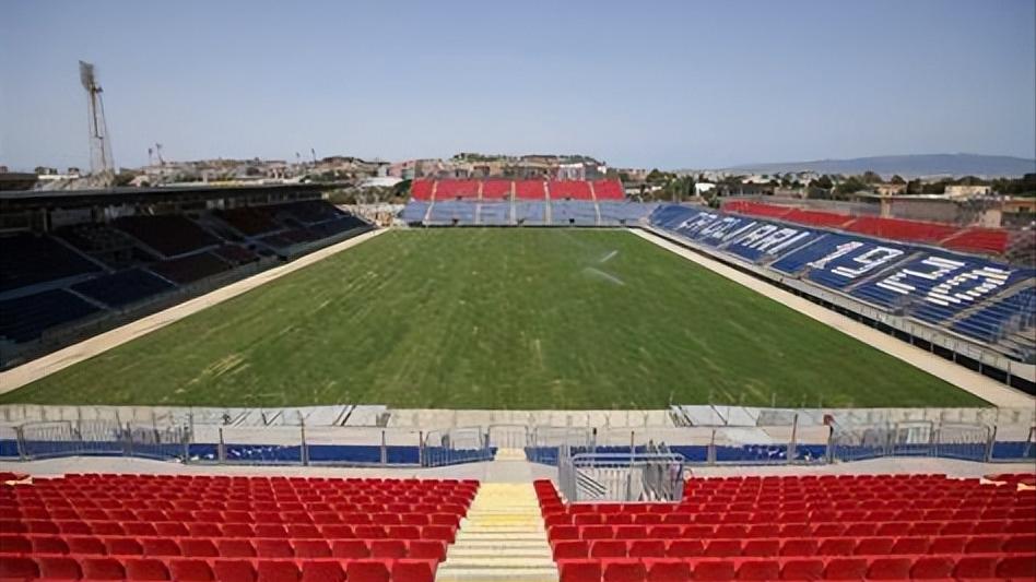 德甲联赛18座球场巡礼,意甲联赛赛场