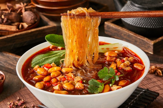 重庆美食推荐必吃小吃街,重庆十大特色美食豆花饭