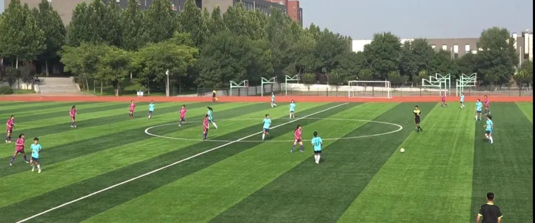 郯城一中女足夺世界冠军,山东临沂郯城一中女子足球队