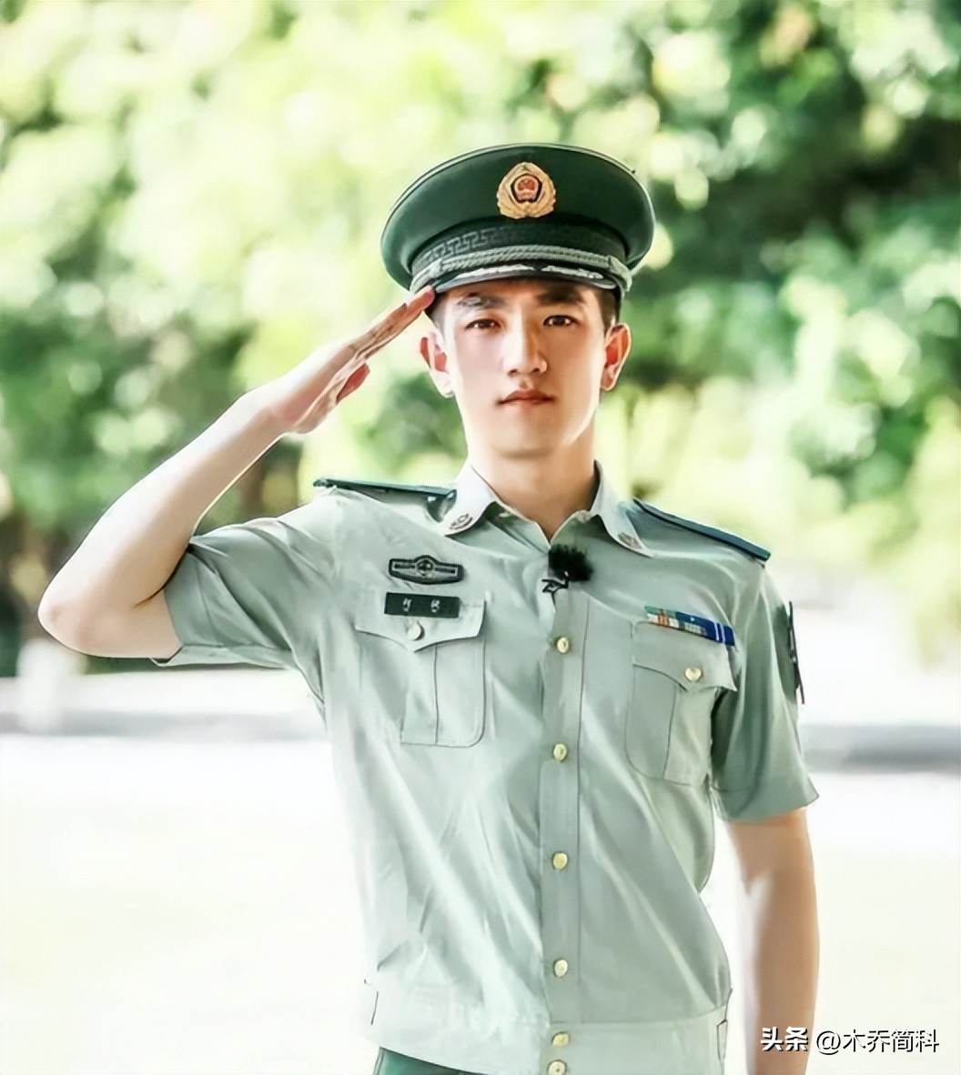 张馨予作为明星军嫂更有影响力,张馨予军嫂有多勇敢