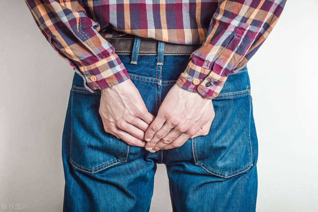 大便后必须用水洗不洗就疼,大便过后用自来水洗屁屁好吗