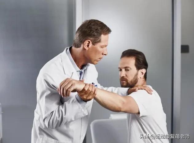 脖子歪左边怎么矫正,脖子歪了睡觉应该注意啥姿势