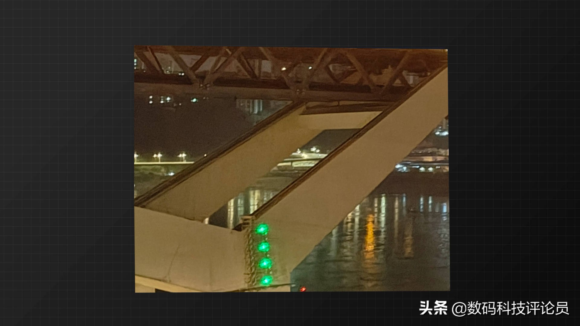 realme真我gt2大师探索版骁龙8,realmegt2大师探索版和iqoo10