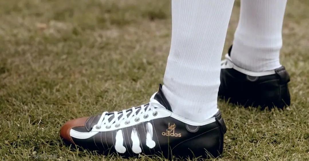 彪马和阿迪达斯是亲兄弟吗,阿迪达斯和彪马都是德国品牌吗