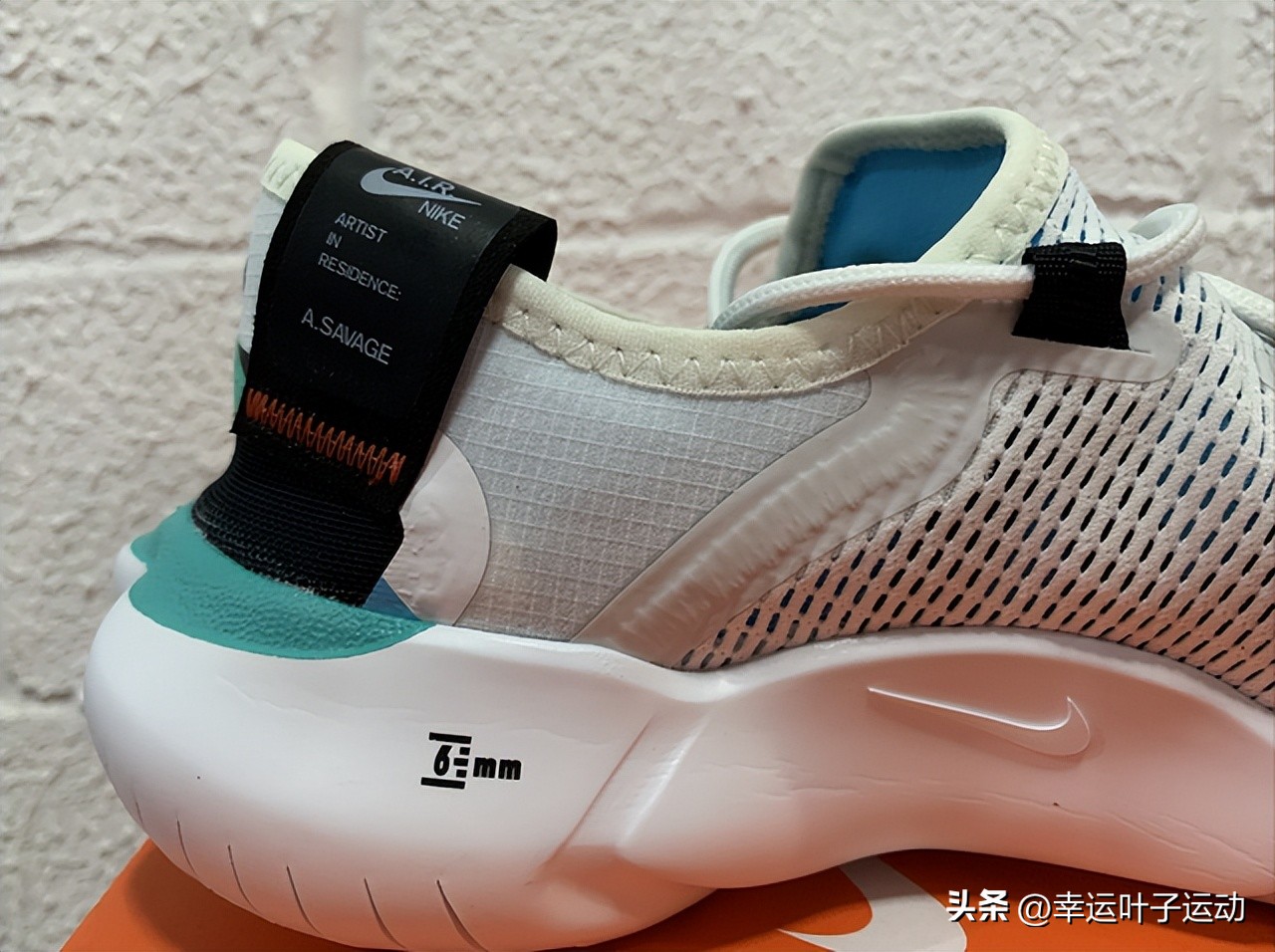 耐克freern5.0测评,正品nikefreern5.0赤足轻便跑鞋