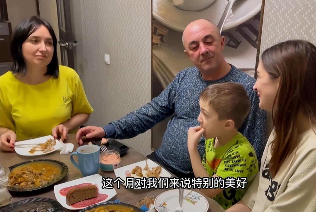 中国60岁大叔娶乌克兰美女,天津小伙娶了两个俄罗斯姑娘