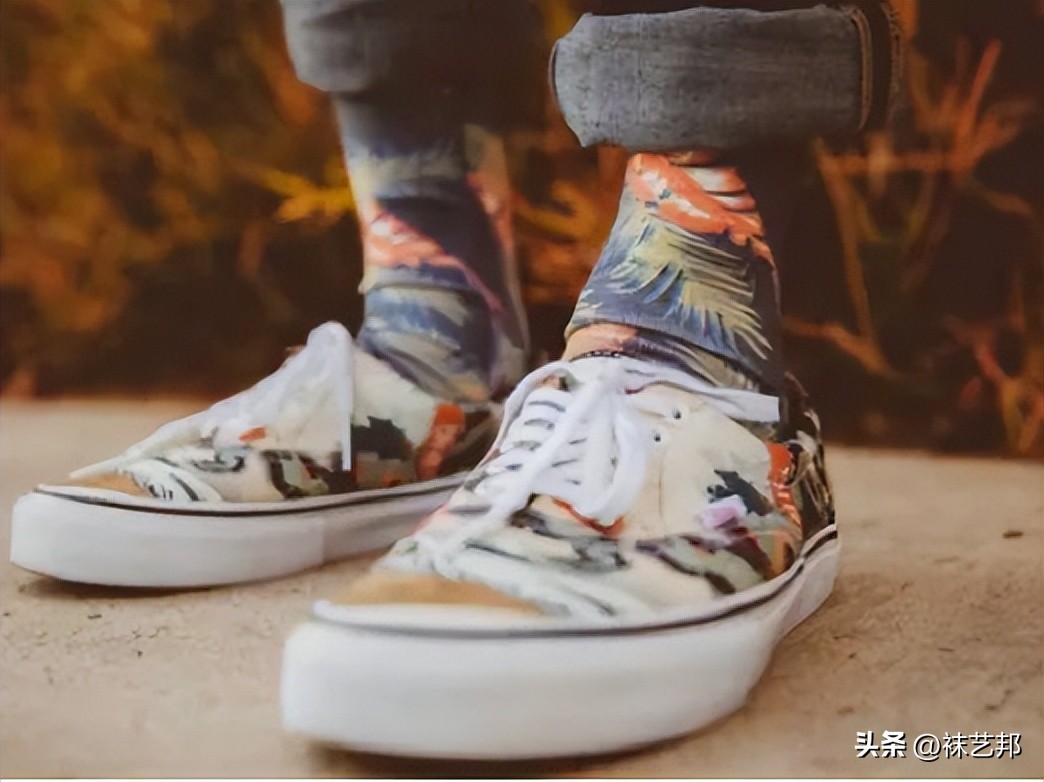 潮袜新款,2020夏流行的潮袜