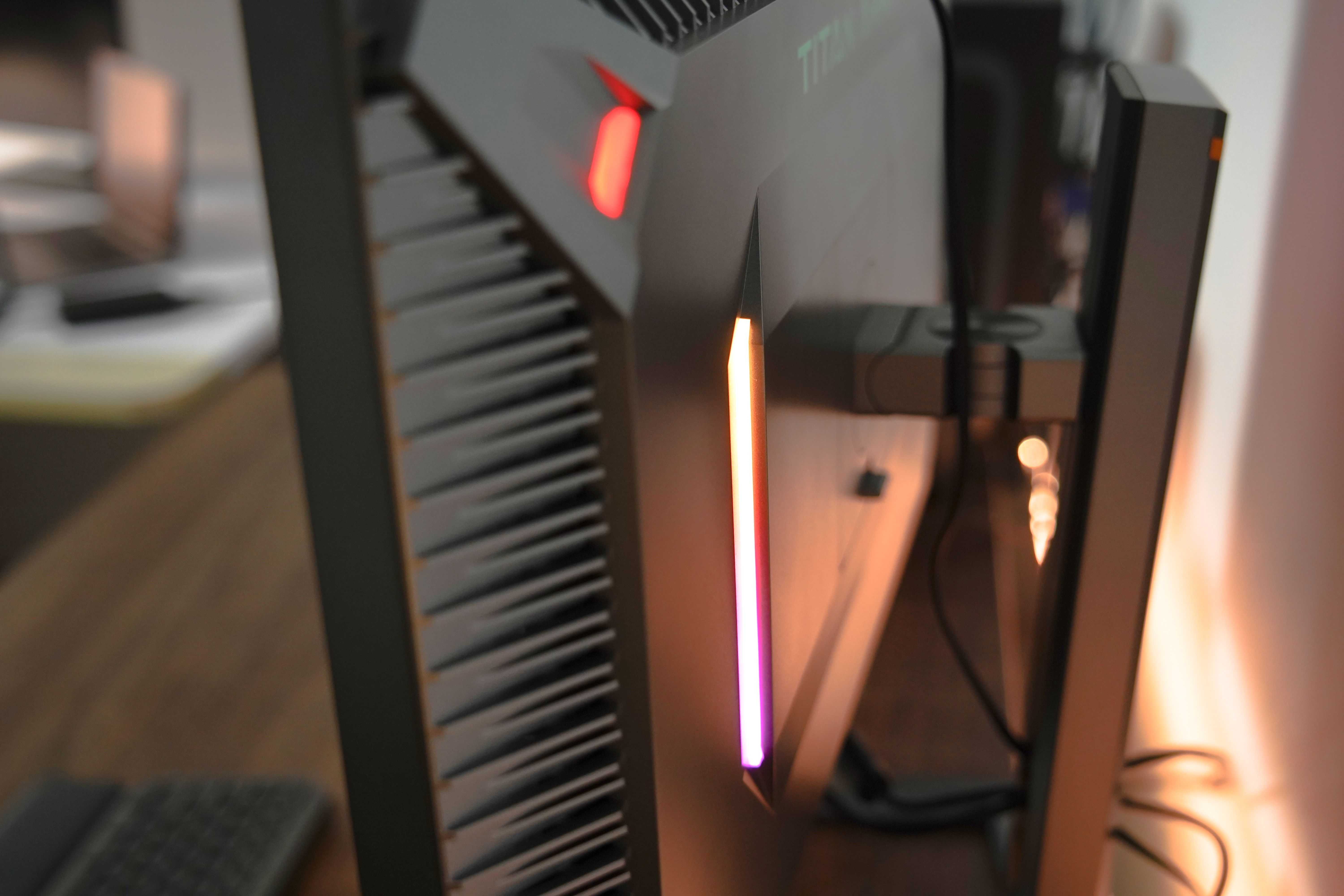 hkc32寸miniled显示器,aocminiled显示器