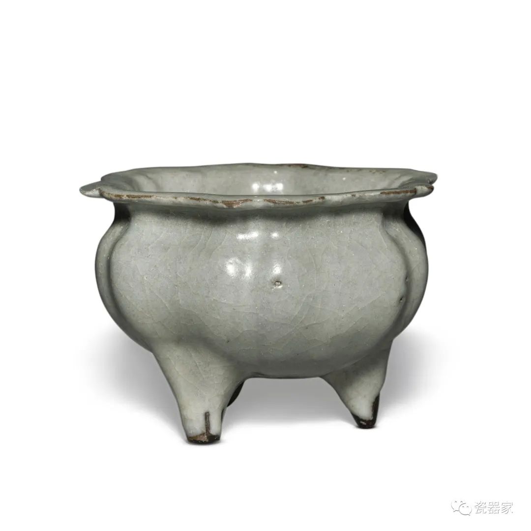 苏富比瓷器秋拍 (苏富比19年香港瓷器春拍)