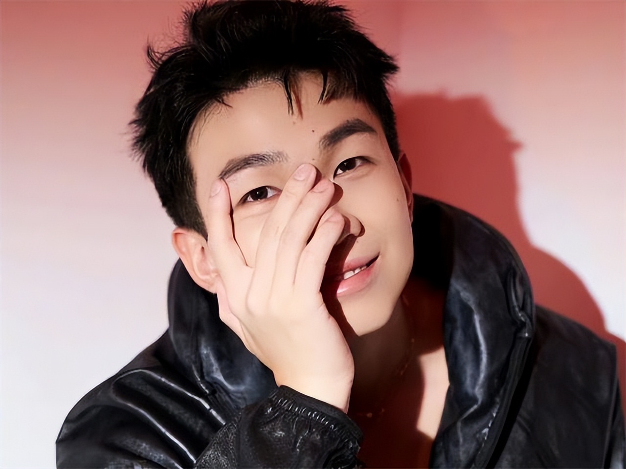 张晋白举纲高瀚宇录的视频短片,张晋高瀚宇白举纲合体