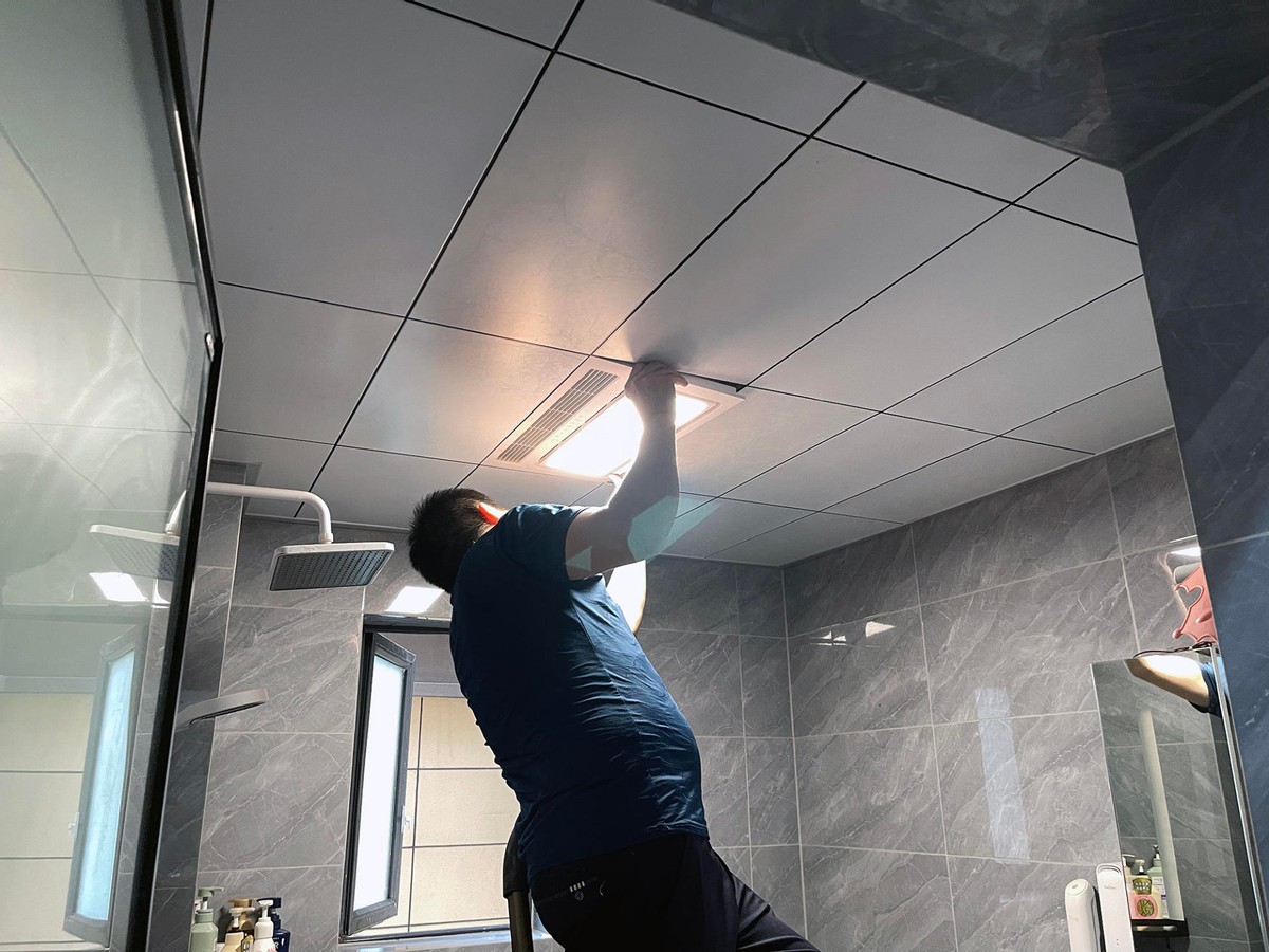 家装风暖浴霸,智能浴霸如何选择