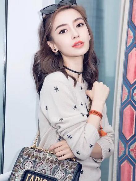 黄晓明叶珂首曝同框照,黄晓明送了多少颗钻戒给杨颖