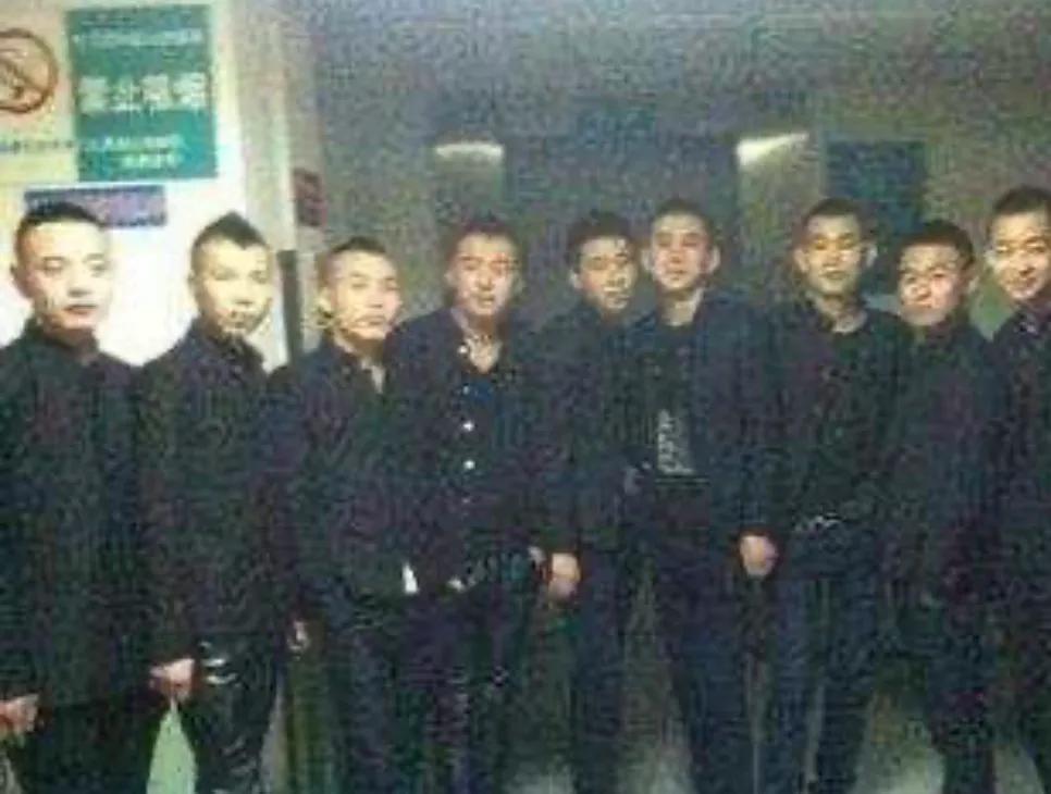 初中自以为很混的人现在怎么样了,初中混社会的人最后有什么下场