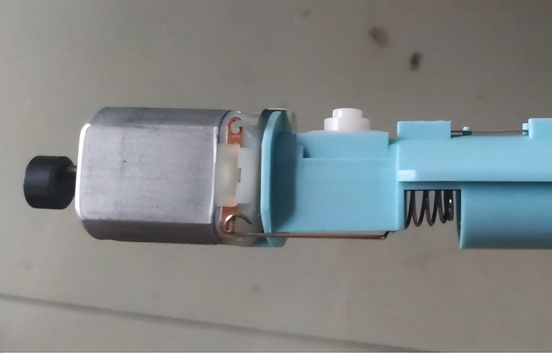 儿童电动牙刷的危害弊端科普,电动牙刷刷牙的弊端