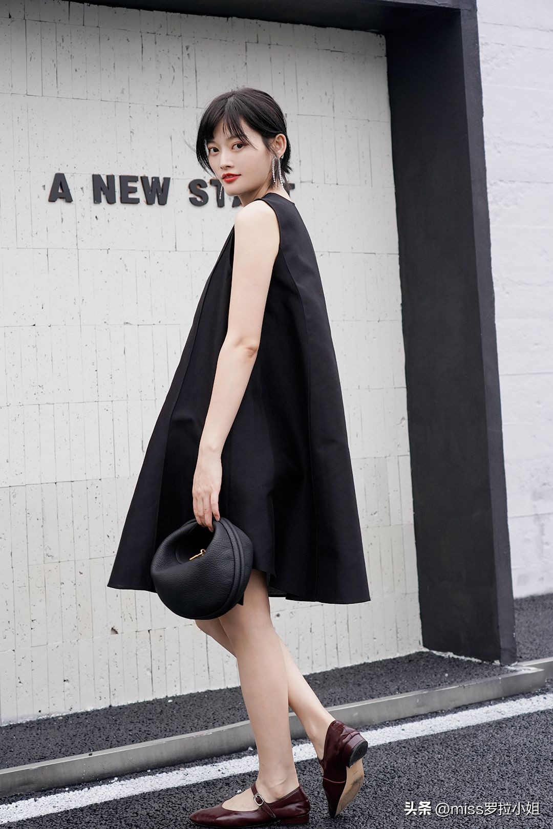 适合旅游连衣裙高级感秋季,出游连衣裙高级感穿搭轻奢