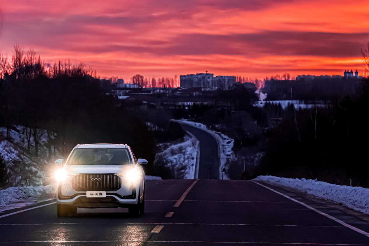 以下故事绝非虚构彼此雷同纯属巧合吉利“捅破天”奇瑞杀手锏