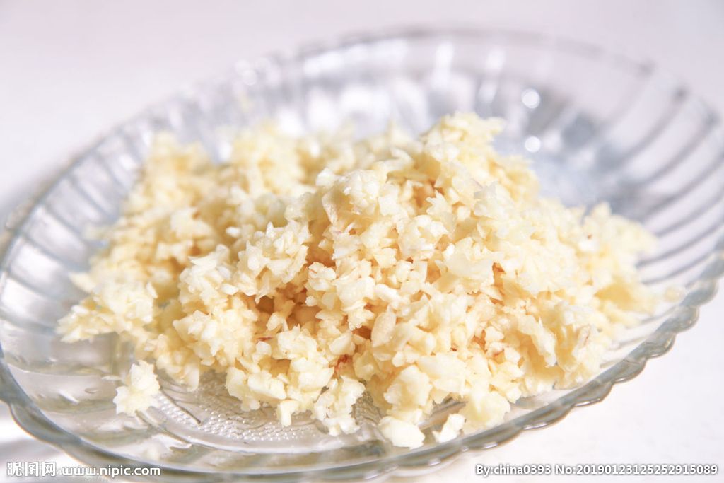 腊八节的腊八蒜怎么弄,冬季如何做好腊八蒜