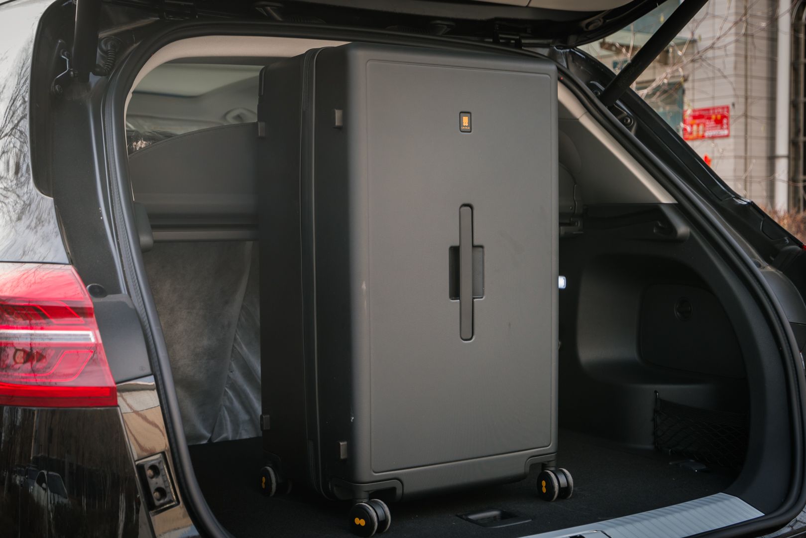 巨能装箱包,巨能装的车旅行车