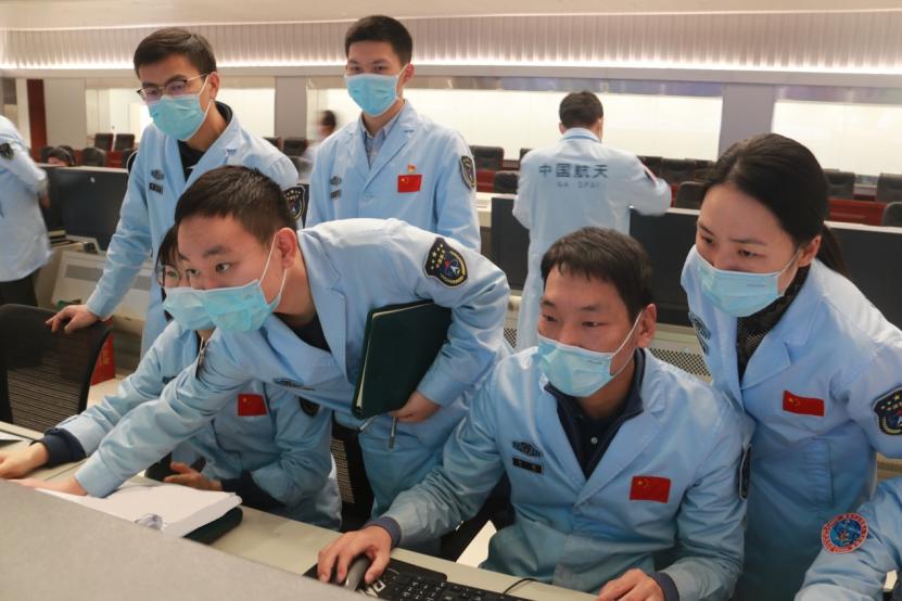 漫步霄汉写芳华，征程万里再出发——写给“天和”的一封信