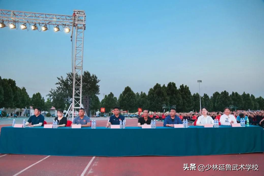 鑷存暚闈掓槬绛戞ⅵ鏈潵涓婚鍥㈡棩娲诲姩,鑷存暚闈掓槬鑺傜洰