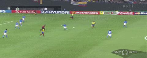 连续无缘世界杯的残酷事实是否让人更怀念02与06年的蓝衣军团？