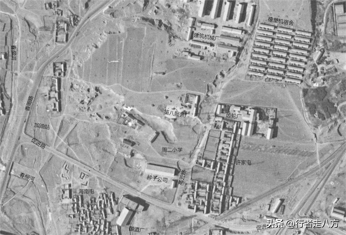 66年72年大连卫星图看周水前高云路（*家屯许**）周二小学洗衣机厂