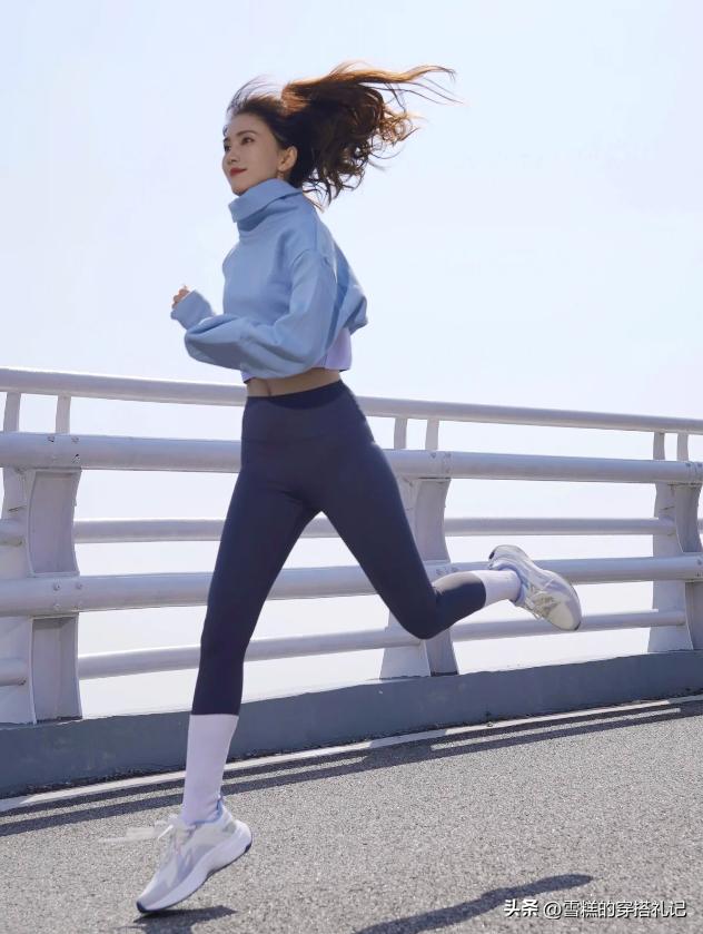 女人不管差不差钱，尽量少穿这3双“邋遢鞋”，看着廉价掉档次