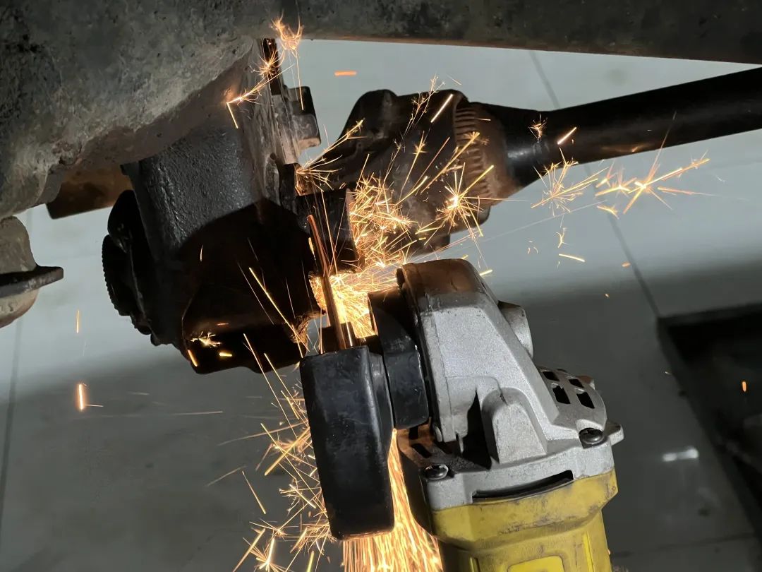 雷克萨斯lx570大修全过程,雷克萨斯lx470详细介绍