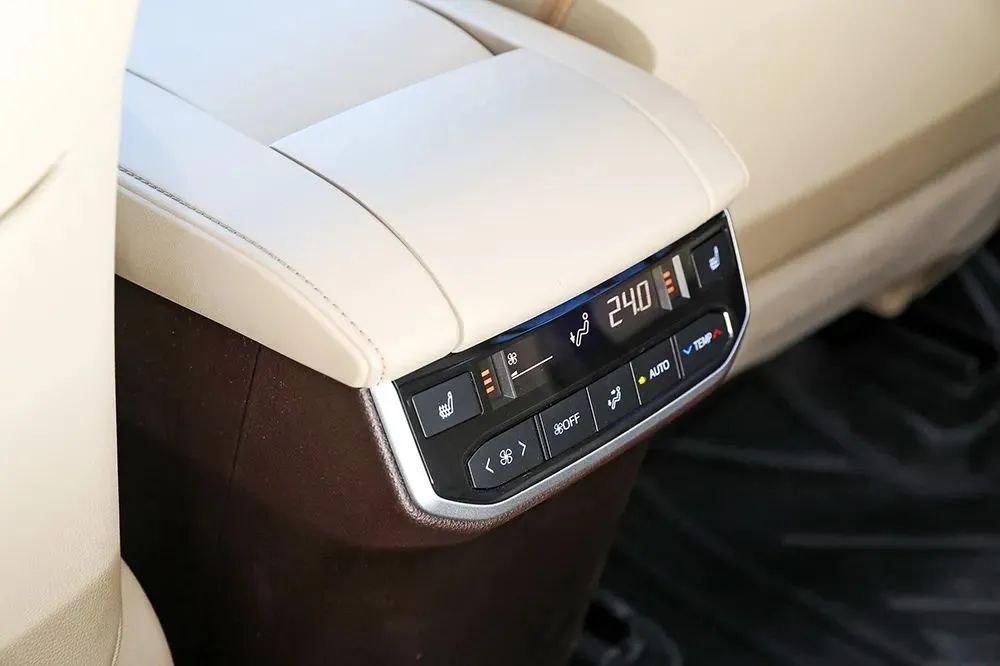 汉兰达混动与纯油版测试,试驾全新混动汉兰达