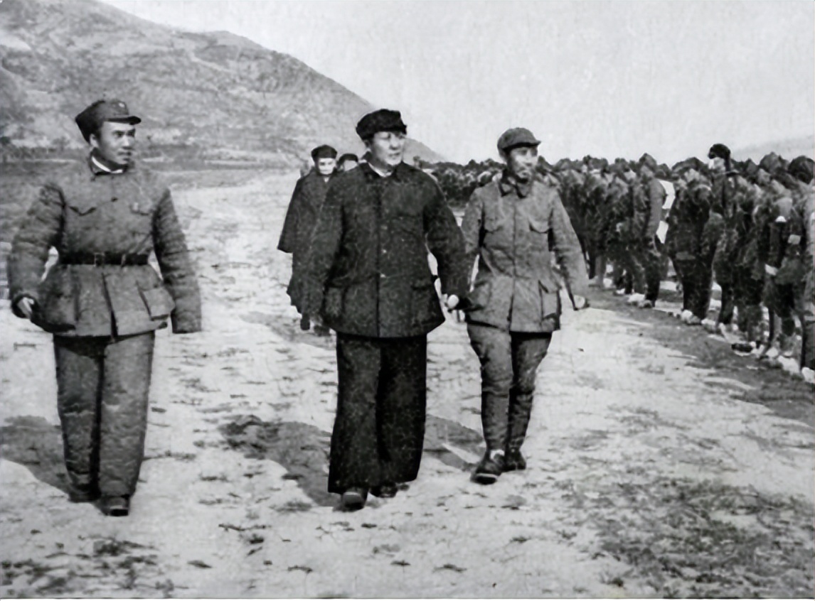 59年*震王**称彭德怀为民族英雄，毛主席得知后说：*震王**不落井下石