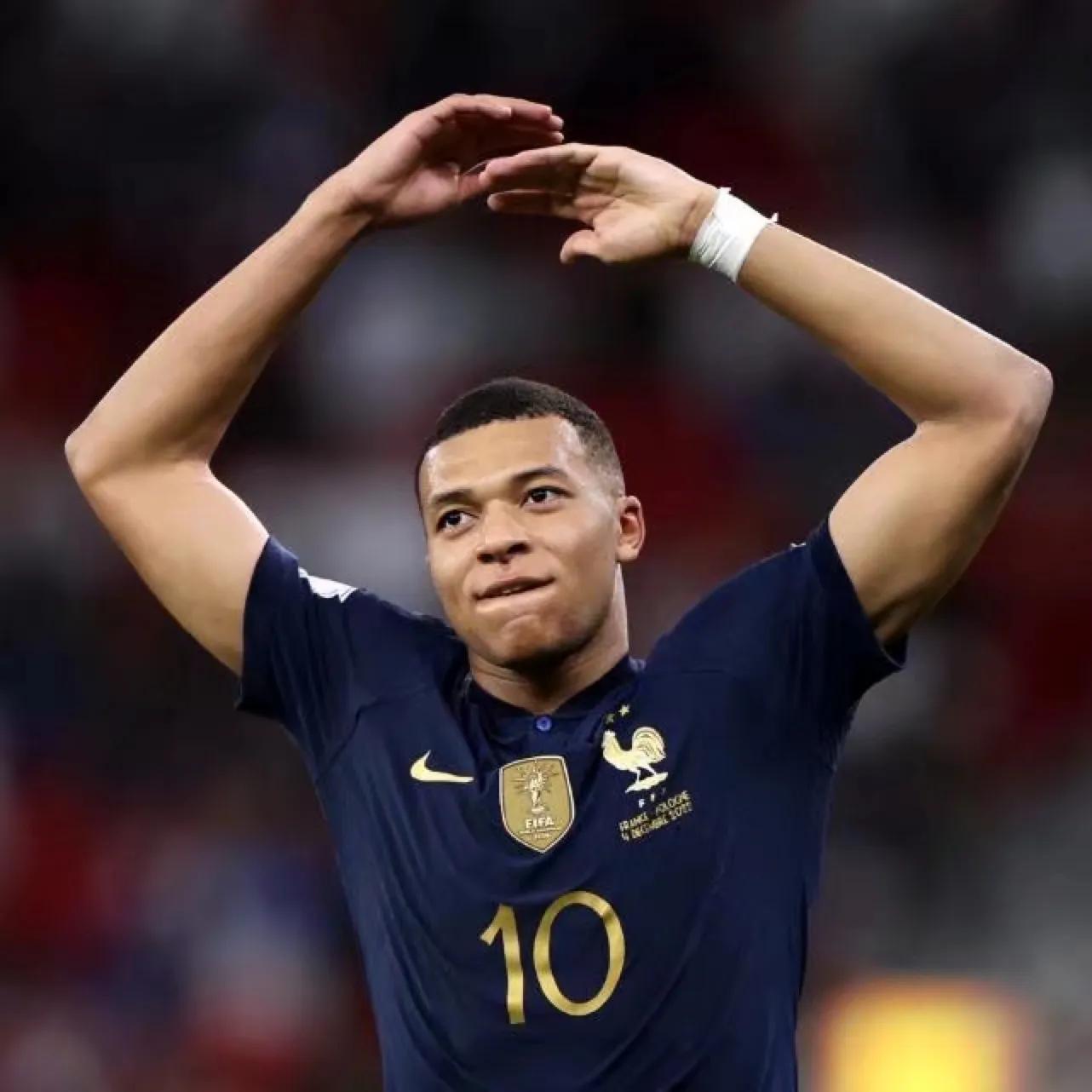 世界杯四强谁的夺冠几率大,世界杯四强及冠军