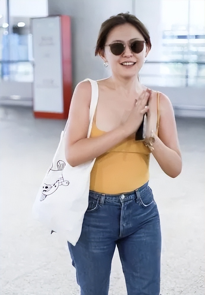 “内衣不穿，活该被*拍偷**！”刻板印象下女性需要的不仅是穿衣自由