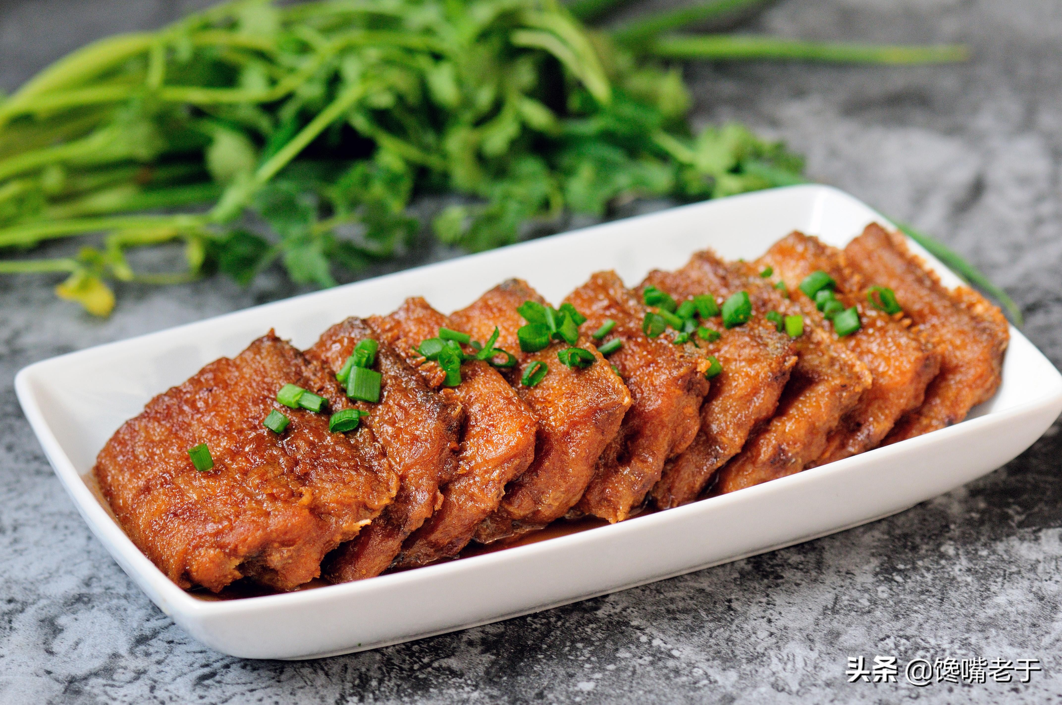 买带鱼注意这几个地方,买带鱼眼珠黑好还是白好