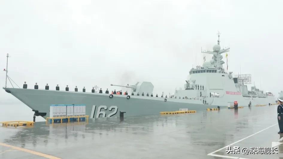052DE驱逐舰遍地开花，沙特和阿尔及利亚真要大包大买？