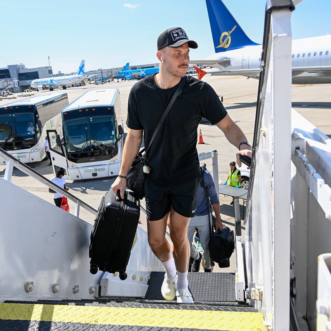 绿军照片大全,海沃德晒赛场照