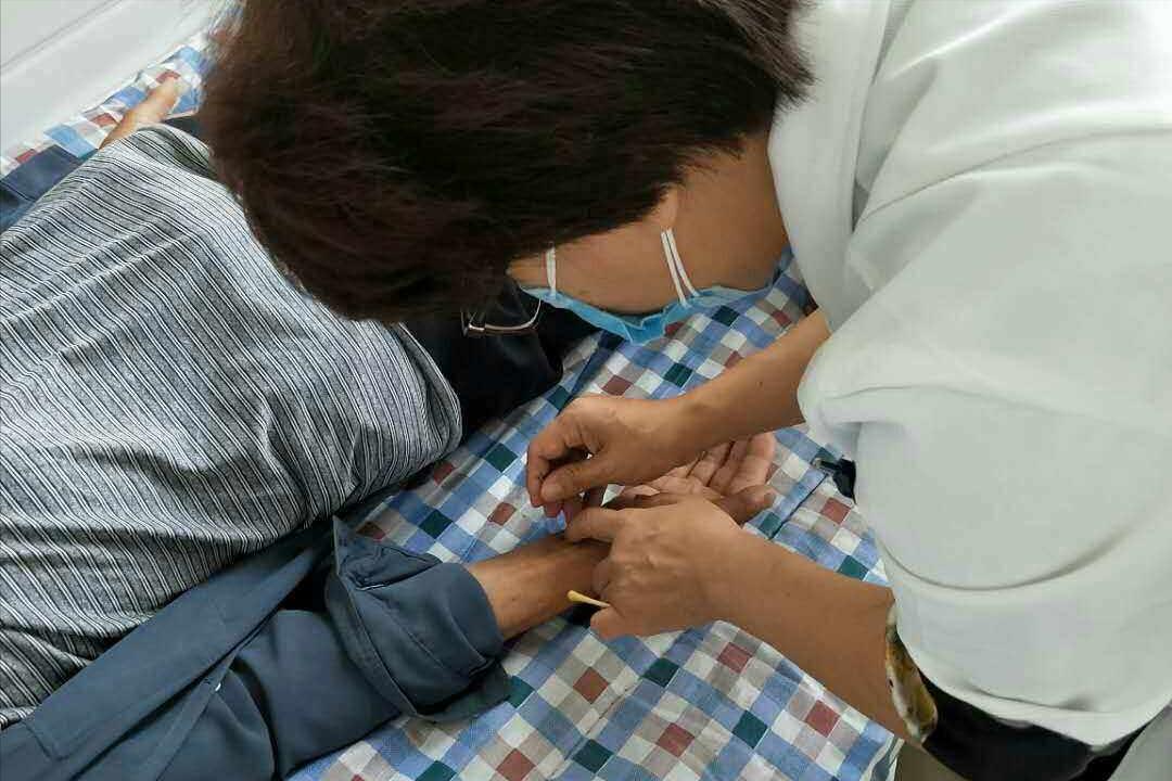 痰瘀阻络中风疏通经络中药方,中医治疗肺炎的临床效果