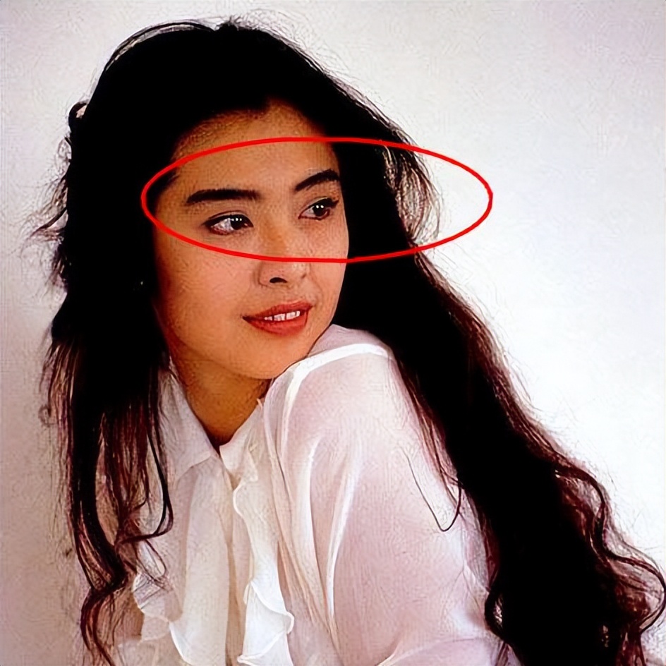 同样都是“凸嘴”，为什么有人风情万种，有人一股土味？答案在这