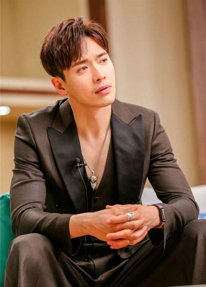 董璇与高云翔几时离婚,董璇与高云翔离婚后现身活动