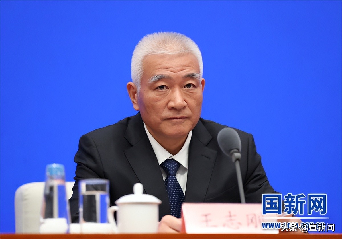 12名嫌疑人归案,12名在逃犯名单