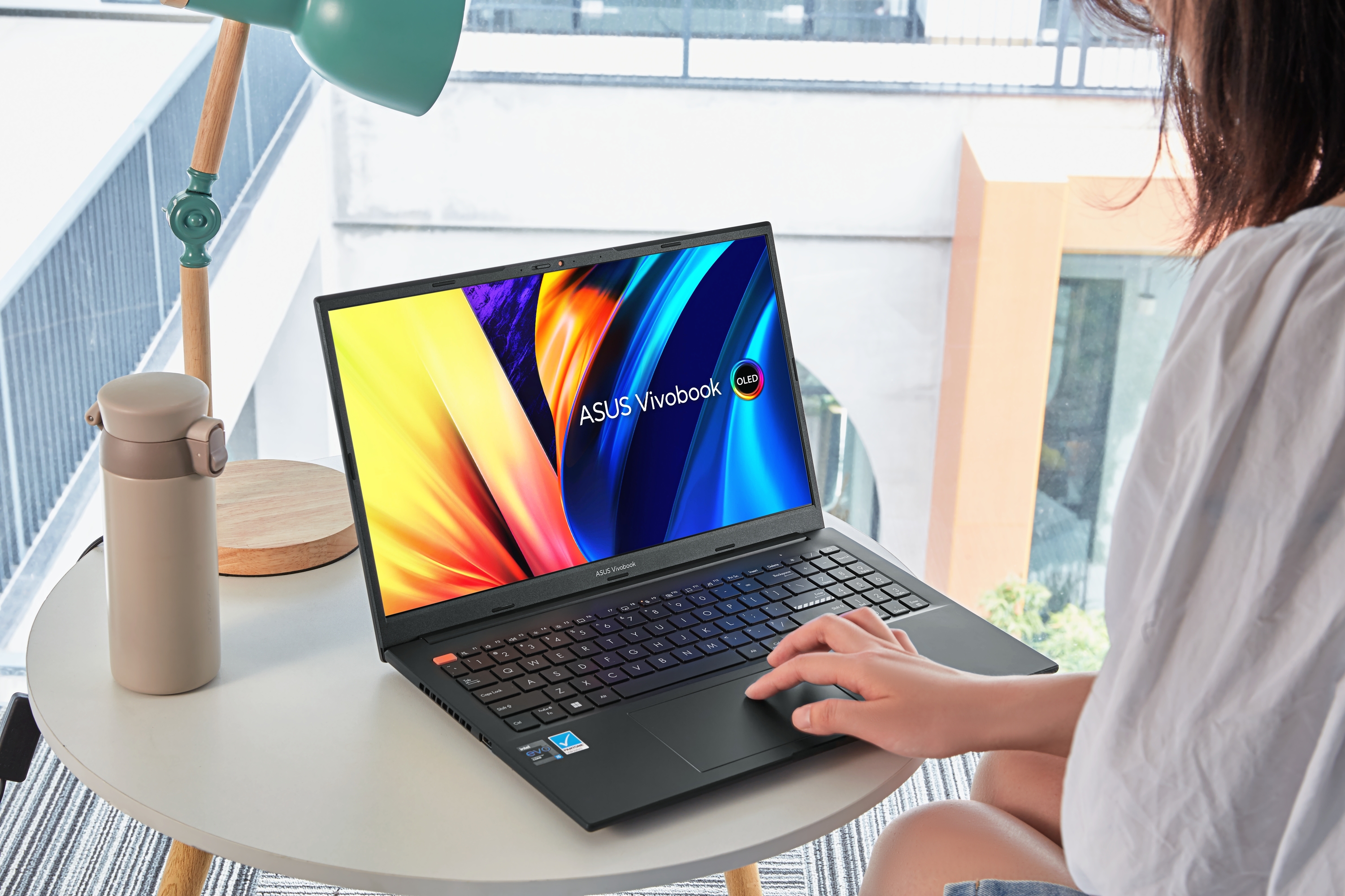 华硕无双oled屏幕优缺点,华硕无双和thinkpad16+评测对比