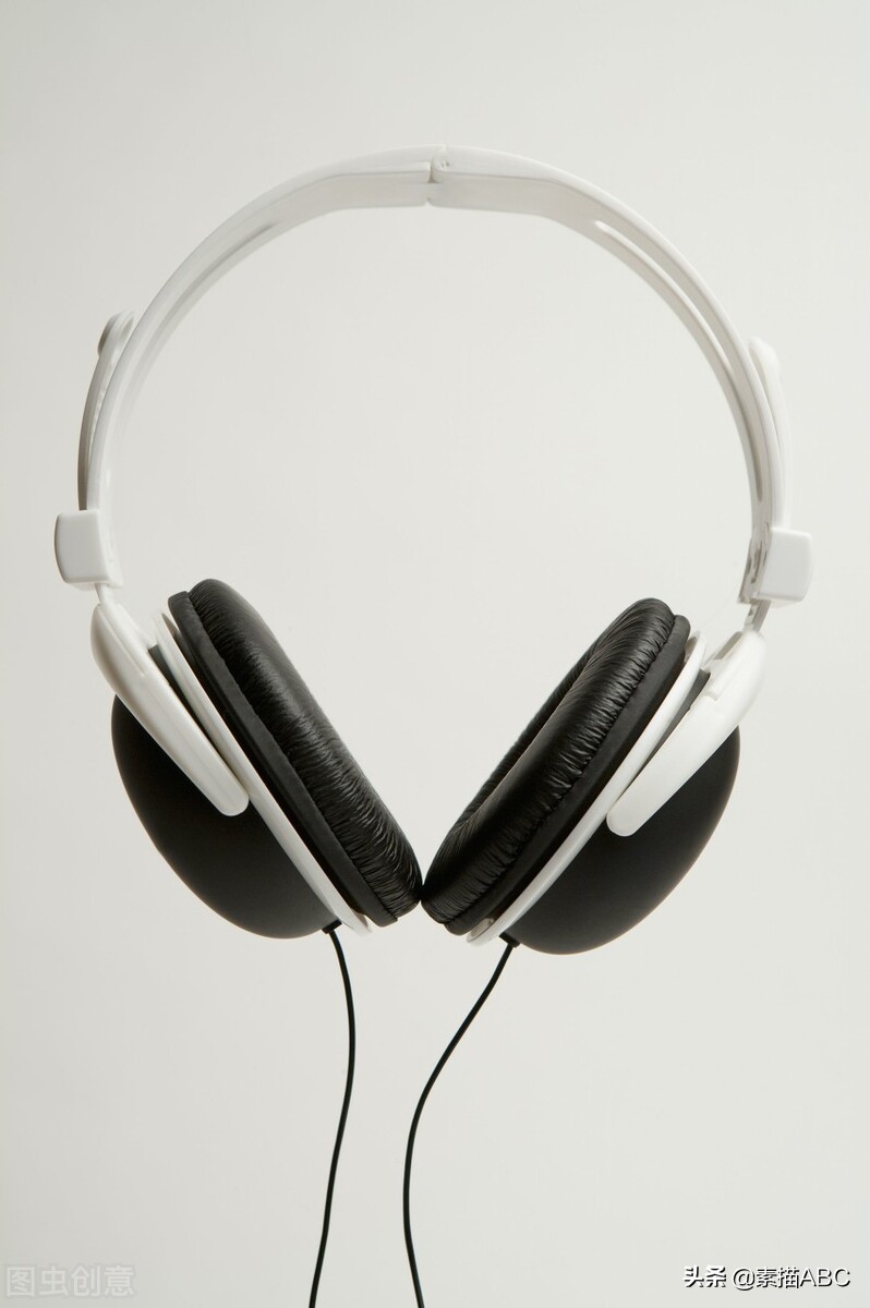 声卡上耳麦和耳机的区别,耳麦和耳机音响的区别