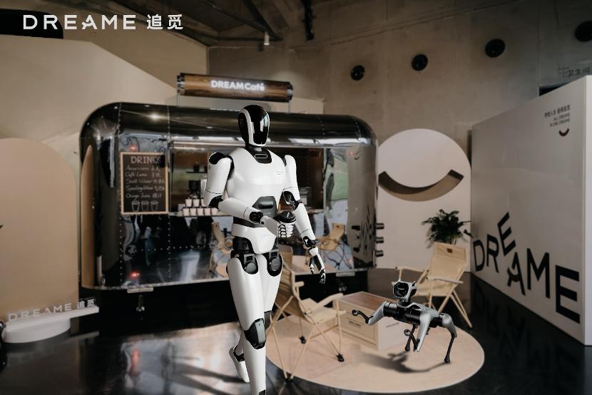 当造飞机的“狂人”去扫地｜创新者Innovator