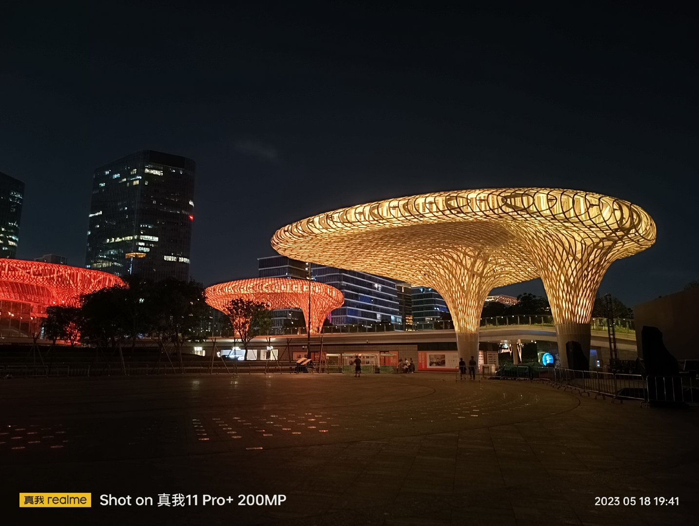 真我11pro+12g1tb质量怎样,真我11pro有无线充电吗