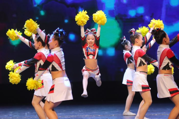 童声颂*党**恩快乐向未来丨泰达街道举办“少年儿童心向*党**”系列主题实践活动