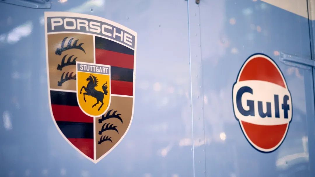 全球最大中古赛车二手贩子联手德国富商囤了一屋子Gulf赛车！