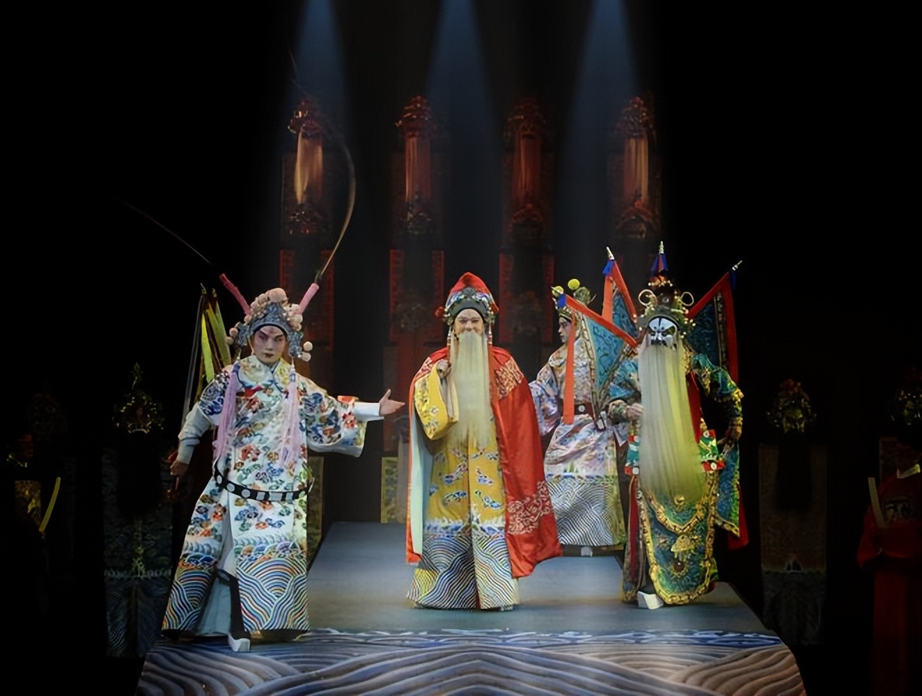 合肥和石家庄哪个城市比较好,合肥最有潜力的省会