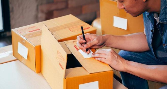 寄20斤衣服走什么快递便宜,什么快递寄衣服和书比较便宜