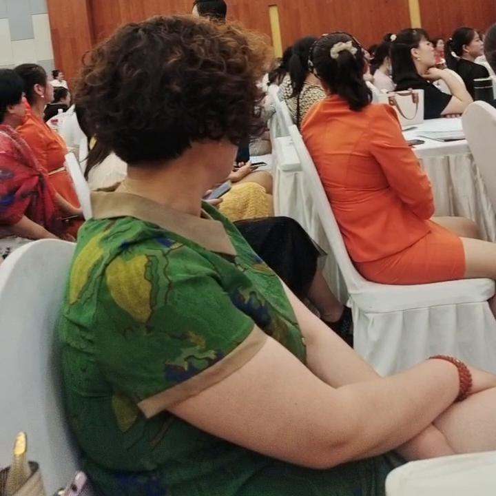 临沂兰姿美业集团,兰姿美业工作室