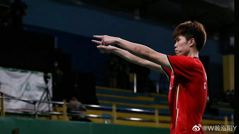 韩国队三球险胜难掩颓势,国羽完胜韩国队第14次杀入决赛