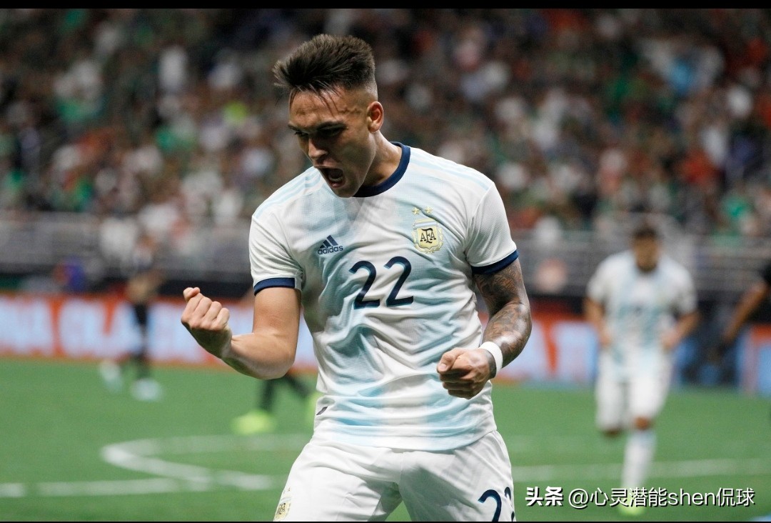 足坛悲喜夜,英超悲喜之夜曼城3-2